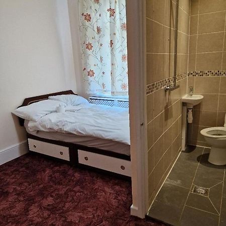 شقة Abbey Wood  في Congress Road Abbeywood المظهر الخارجي الصورة